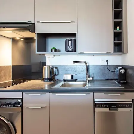 L20 Stunning Sea View, Terrace, Parking, Ac, Wifi