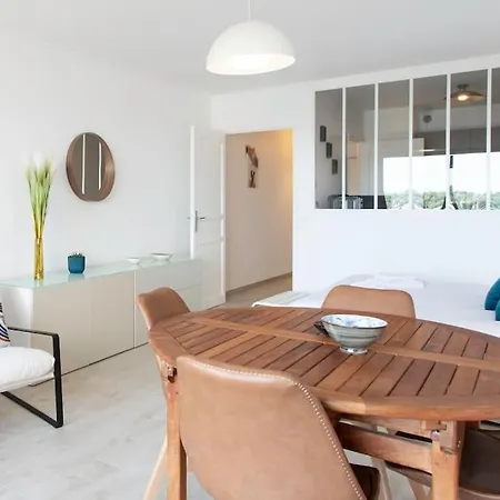 L20 Stunning Sea View, Terrace, Parking, Ac, Wifi Lägenhet *