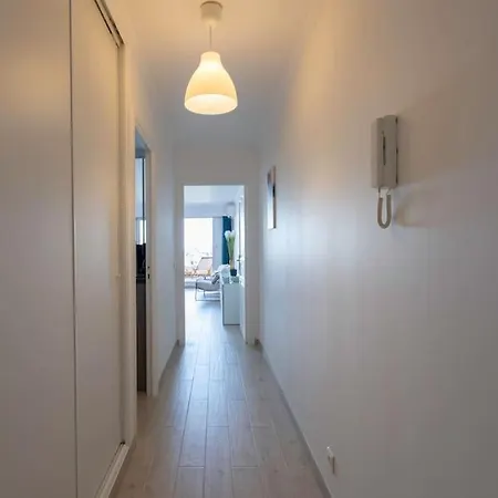 L20 Stunning Sea View, Terrace, Parking, Ac, Wifi Lägenhet