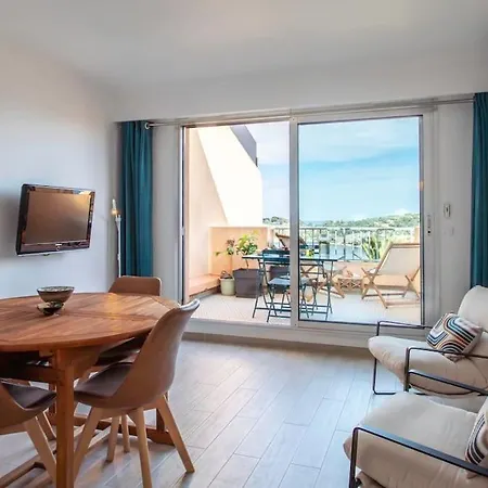 L20 Stunning Sea View, Terrace, Parking, Ac, Wifi Lägenhet *