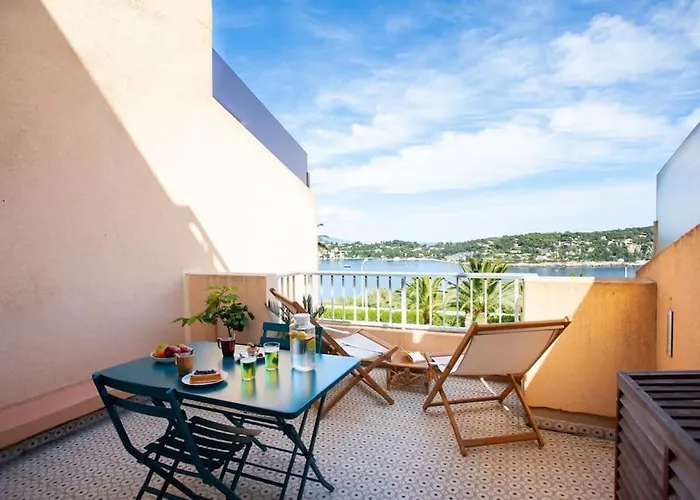 Appartement L20 Stunning Sea View, Terrace, Parking, Ac, Wifi